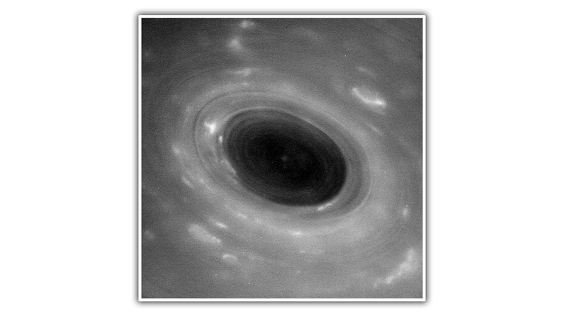 Illustration for article titled Here's Some Of The First Pictures Sent Back From The Cassini Spacecraft's Dive Between Saturn And Its Rings